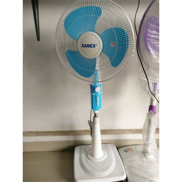 Sanex Kipas Angin Berdiri 16&quot; / Stand Fan 16 inch FS-884/889