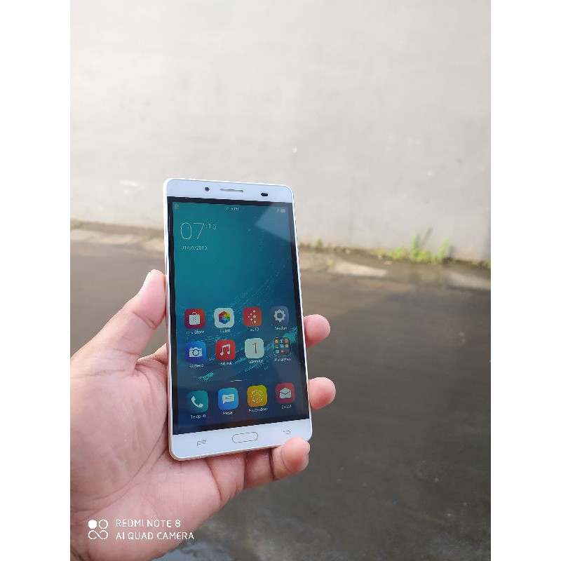 Hp Android Polytron Zap 6 Posh Note 4G550 CUCI GUDANG