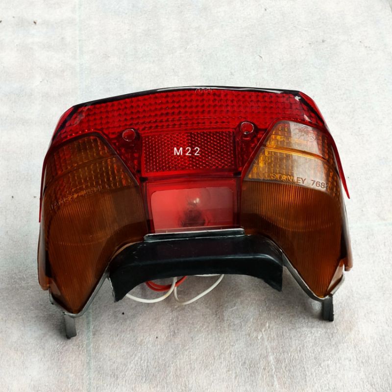 lampu belakng Yamaha force1 crypton