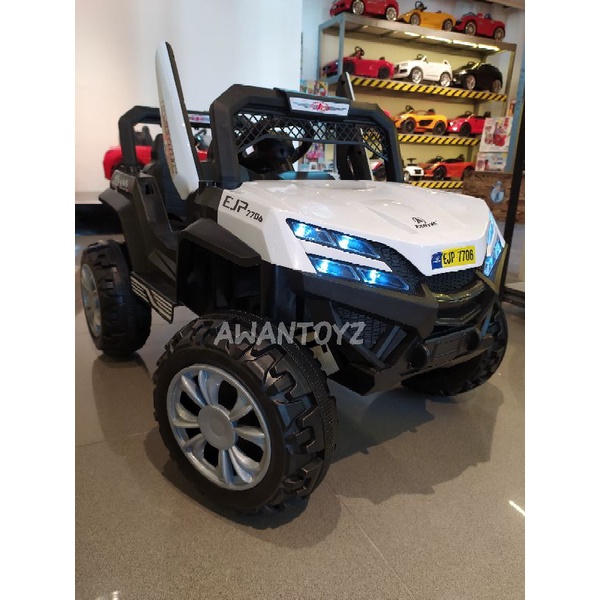 Mobil Aki Anak UTV White