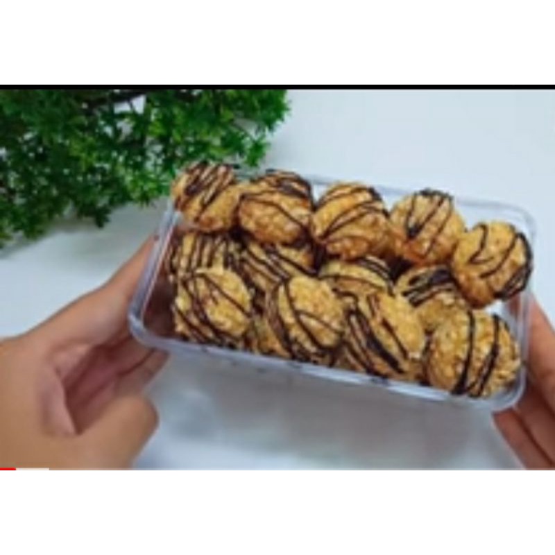 

kue kering tabur kacang coklat