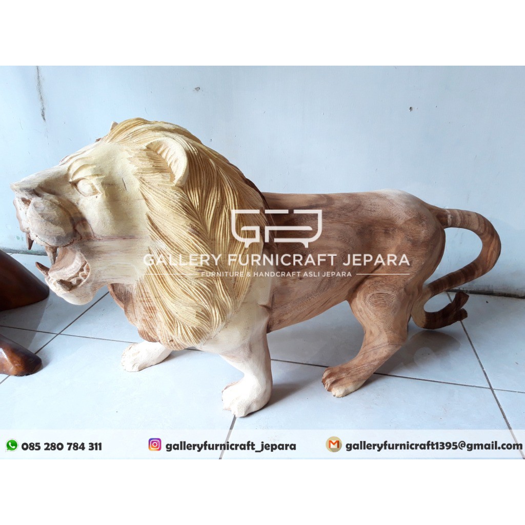 Patung Singa Kayu Meh Solid