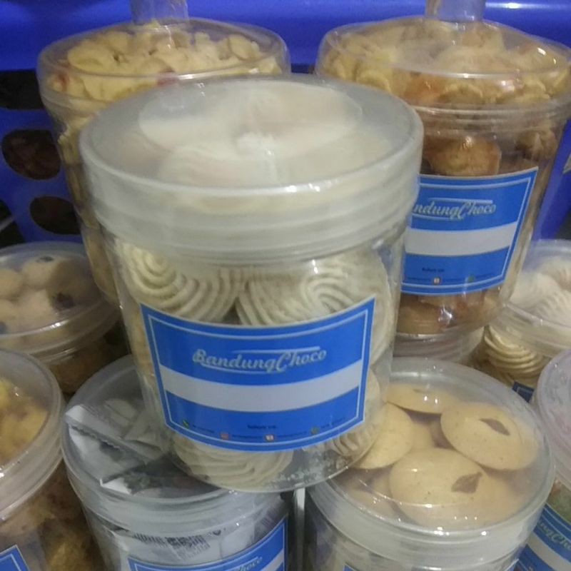 

KUE LEBARAN KUE ACI ENAK KRIUK 250GR