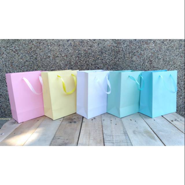 

Cute Paperbag / Paperbag Polos / Tas Kertas