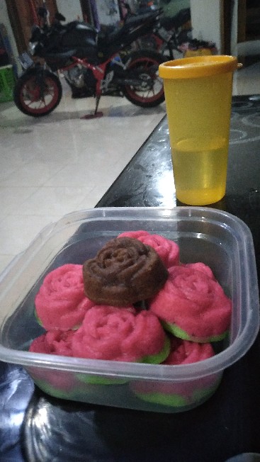 Sendok Bakso Serbaguna / Alat Cetakan Bakso Bakwan Praktis Bahan Plastik