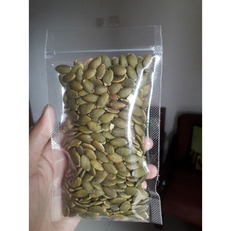 

Kuaci Labu Pumpkin Seed Roasted Biji Labu Oven Matang Siap Makan Cemilan Sehat Semarang