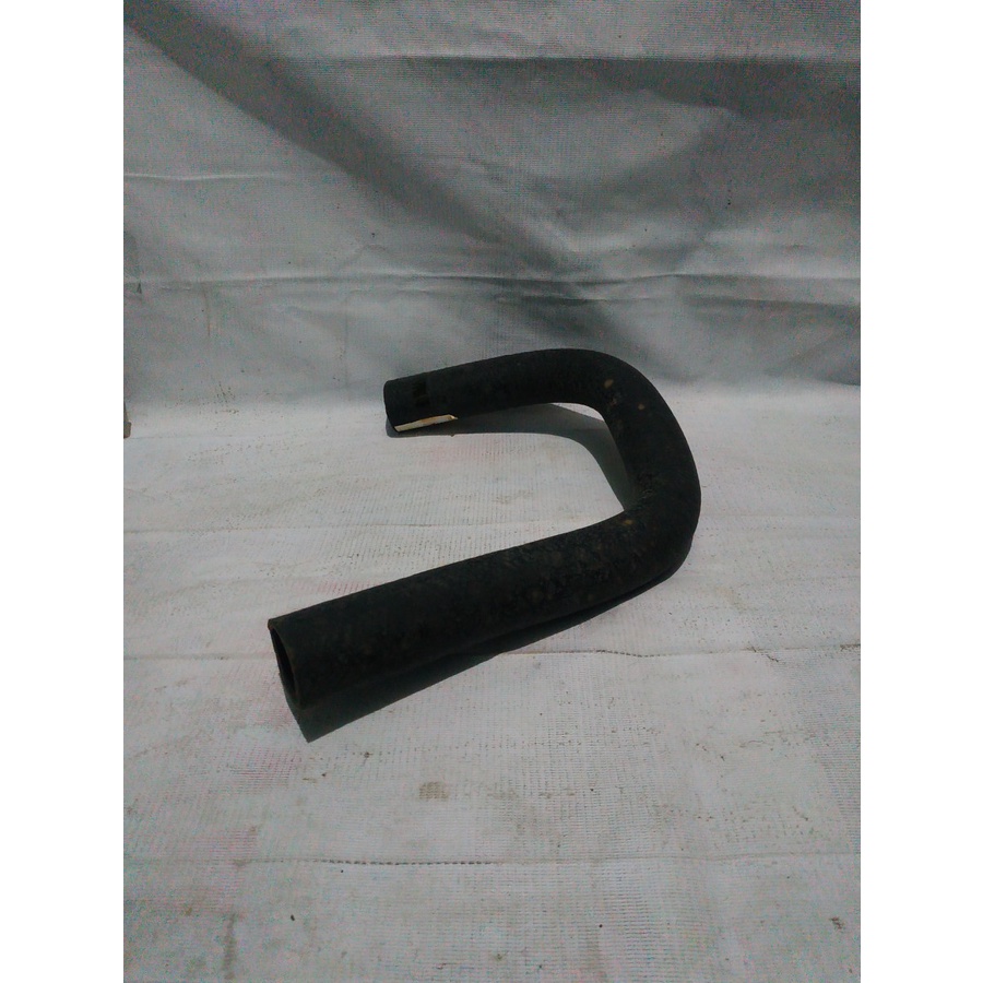 Selang Radiator Bawah Mitsubishi Lancer MB-007593