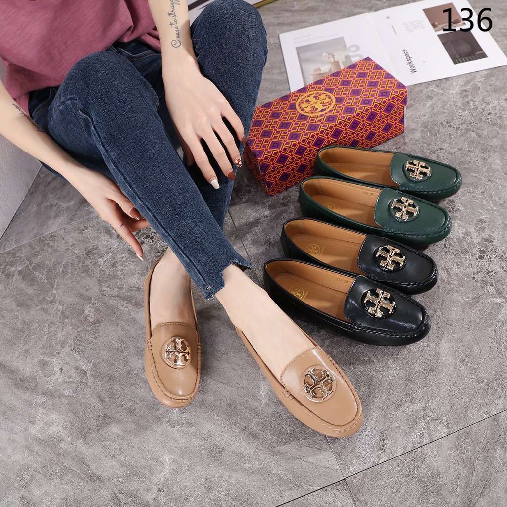 Logo Leather Driver Moccasin Flats #136