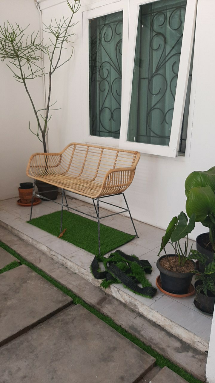 Me&dots - Kursi Rotan Sofa