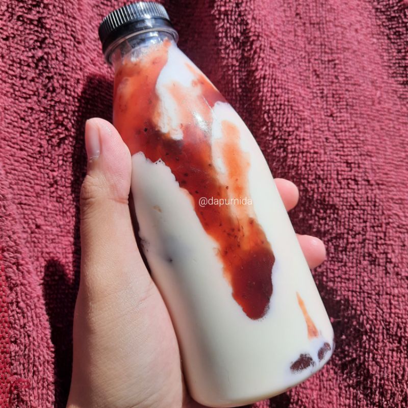 

Korean Strawberry/Blueberry Cheese Milk | Khusus Instant Bandung