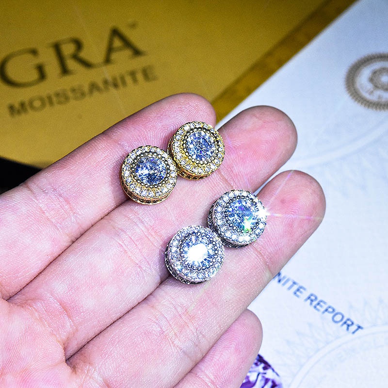 Anting Tusuk Desain 2 Karat Bulat Hias Berlian Gaya Klasik Untuk Wanita