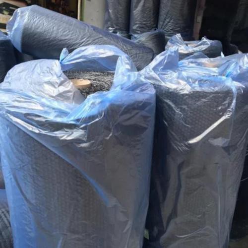 Bubble Wrap Hitam Plastik Biru 125 x50m (isi 1 Roll)