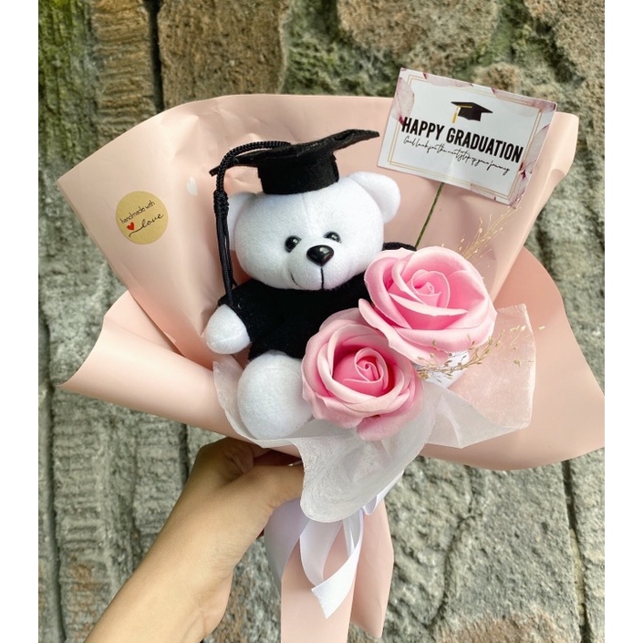 BUKET BONEKA WISUDA MAWAR SABUN BUKET GRADUATION ULTAH BUKET ULANG TAHUN TULISAN HAPPY BIRTHDAY BUKE
