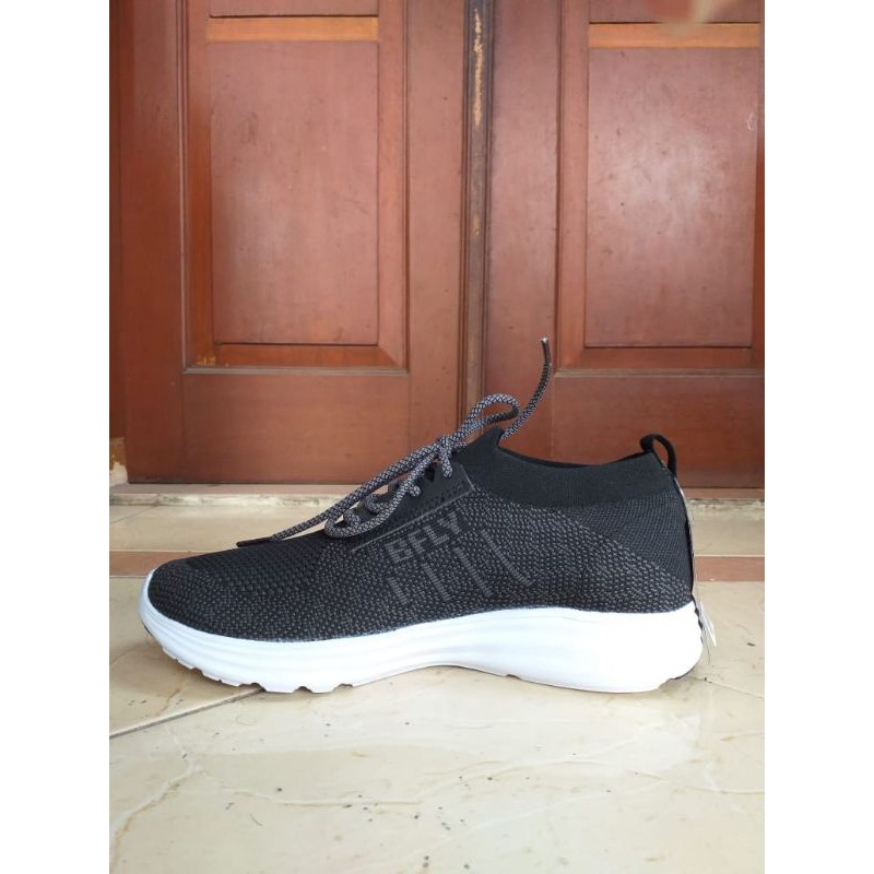 Sepatu Sneakers Pria BFLY Original Hitam