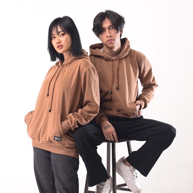 Mcvois Sweater Hoodie Polos Moca Pria Wanita Premium