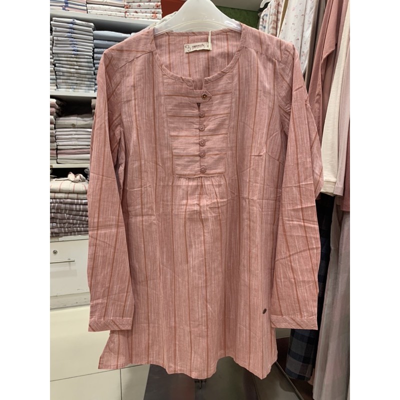 Blouse wanita Corniche