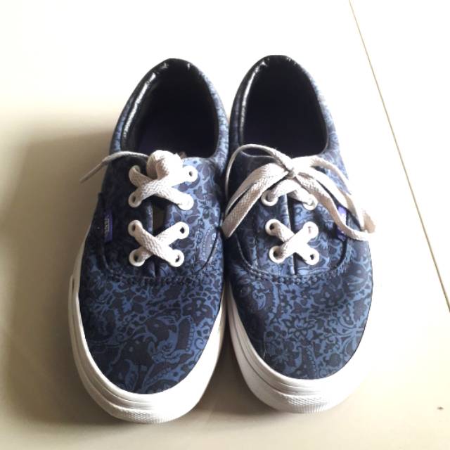 Vans liberty paisley