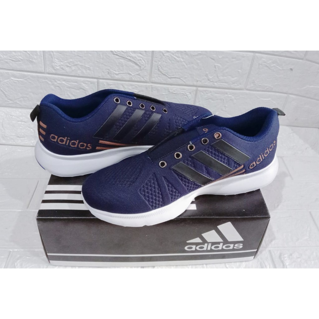 SEPATU ADIDAS COWOK