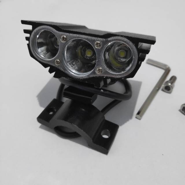 Lampu tembak sorot LED 3mata lampu LED OWL utrafire cree 3sisi