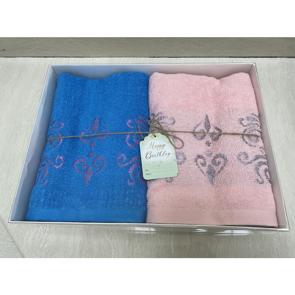 

Hampers Souvenir Gift Box Kado Ulang Tahun Handuk Couple Seserahan