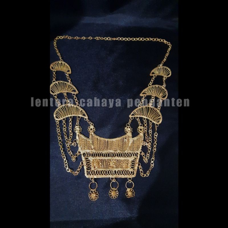 KALUNG PENGANTIN RUMAH ADAT KOTO GADANG MINANG