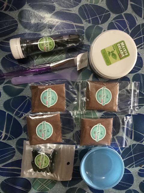Paket #2 Spirulina + Air Mawar + Kuas + Wadah + Pengaduk