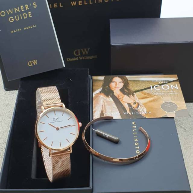 Jam tangan wanita WD