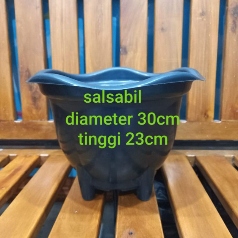 POT TANAMAN BUNGA PLASTIK KAKI PUTIH HITAM DIAMETER 30CM-HITAM