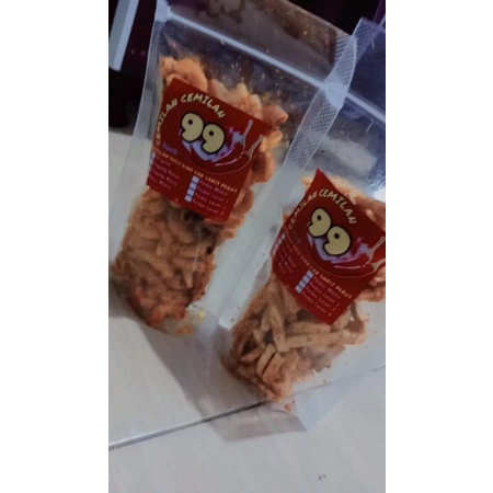 

basreng pedas aroma daun jeruk