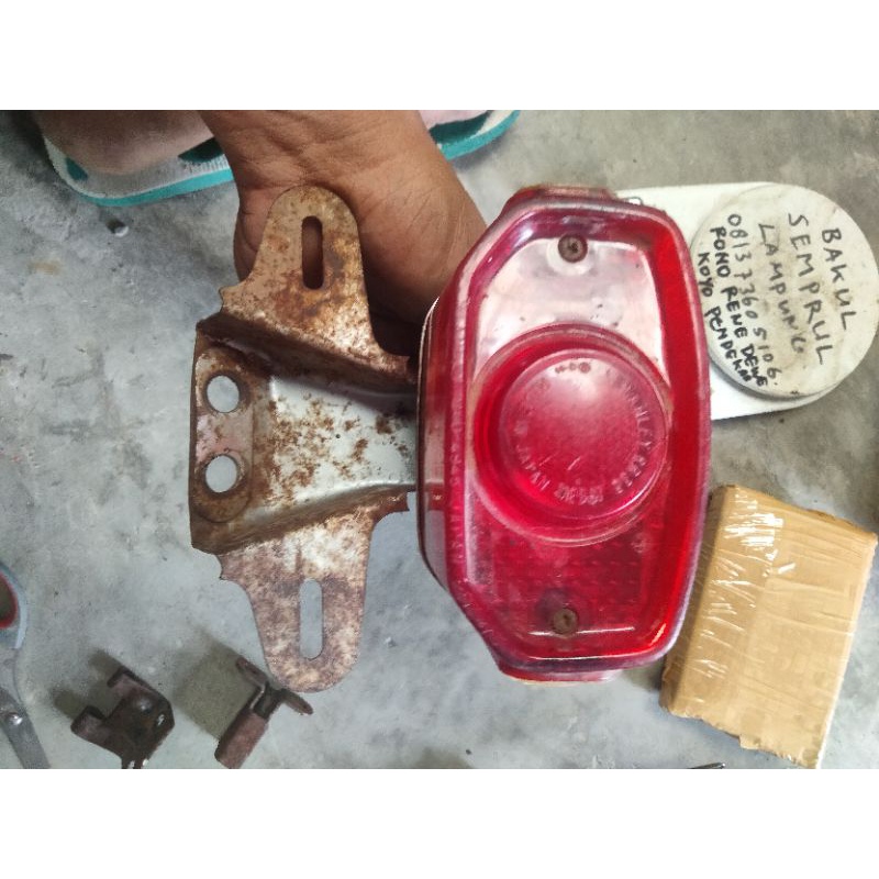 lampu stop yamaha rs100