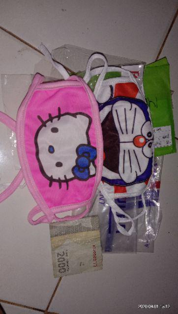 Masker Kain Anak Karakter Dengan Lapisan Busa Tipis