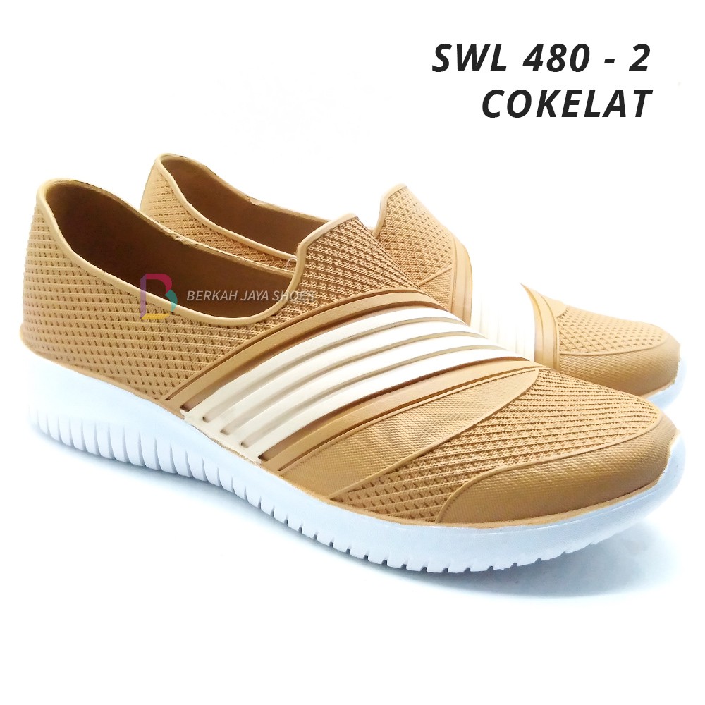 Sepatu Karet Wanita - Sepatu Slip On Karet Wanita ATT SWL 480 Varian Warna - Anti Air &amp; Anti Slip