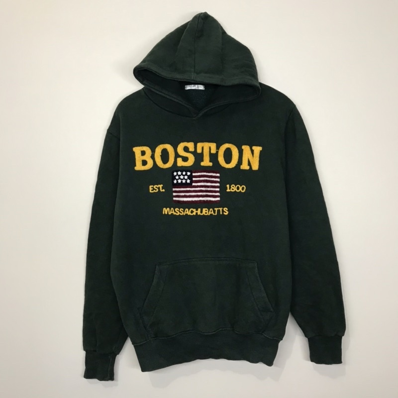 Sweater hoodie Boston by DGT hijau botol second