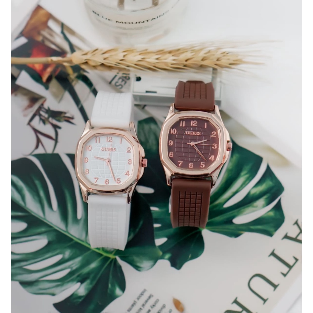 BAJ Jam Tangan Quartz Strap Rubber PU Analog Casual Gaya Retro Wanita Persegi Watch Korean Fashion Body Polos RM045