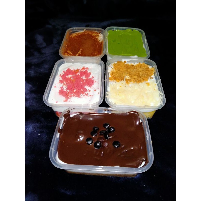 

dessert box cake / mini dessert box cake