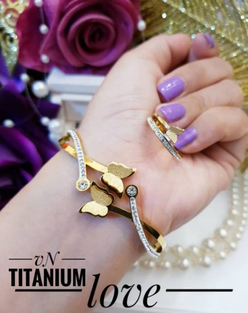 Titanium set perhiasan 2315j