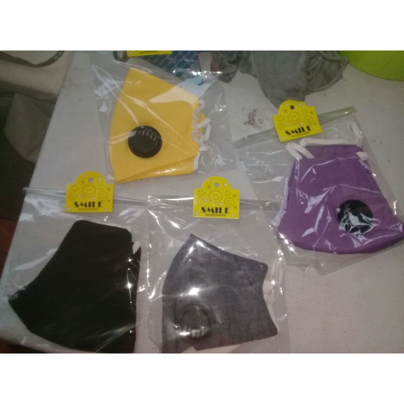 Masker kain 2 lapis