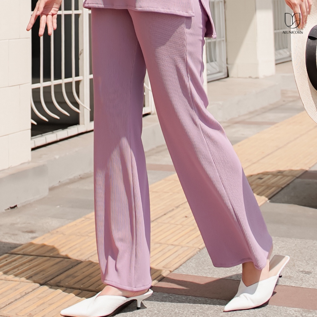 Alunicorn - Zaara Pleats -  Blouse Wanita - Pants Wanita-Pants Lilac