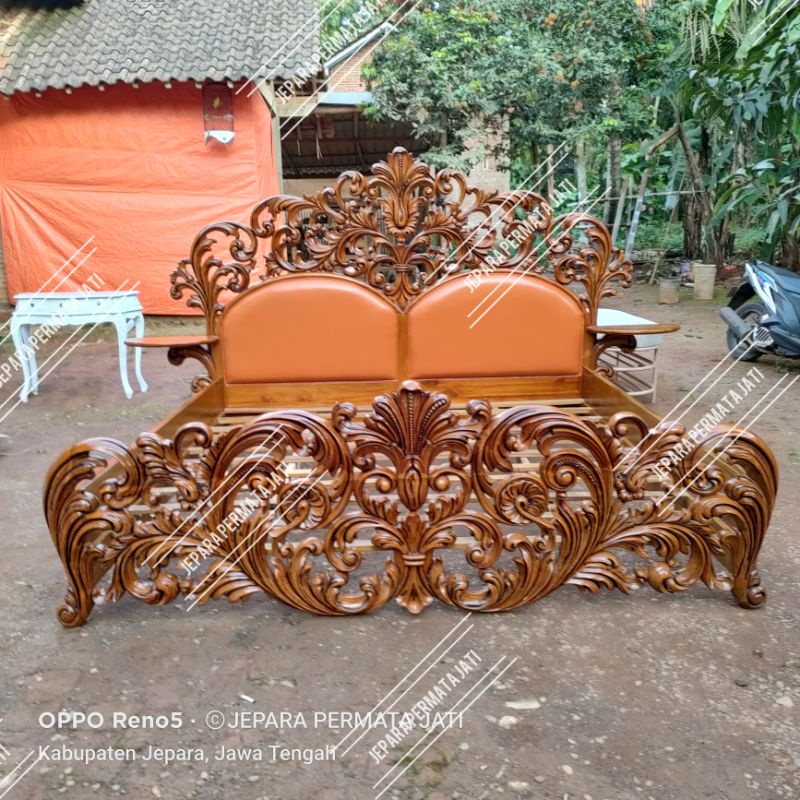 Tempat tidur jati ukiran mewah super king furniture jepara ( dipan jati, dipan ukir, ranjang klasik 