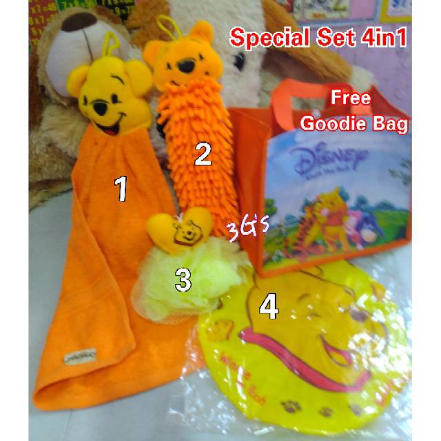 4 stuff in 1 Bag - Bath Room Set POOH