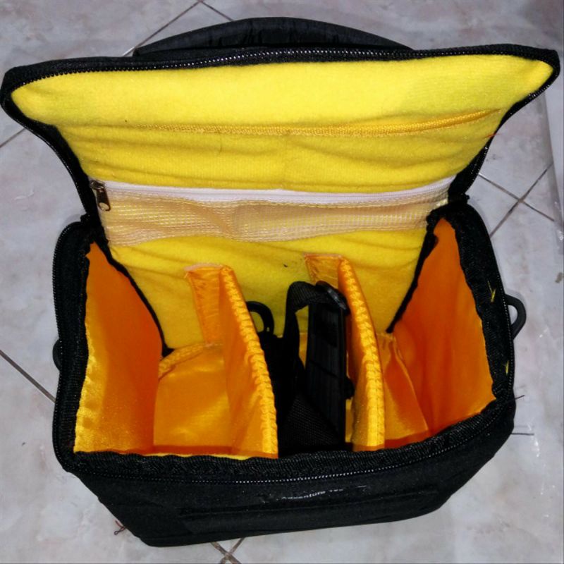 Tas selempang Rei Travel pouch 10 inch Tas Camera Nikon