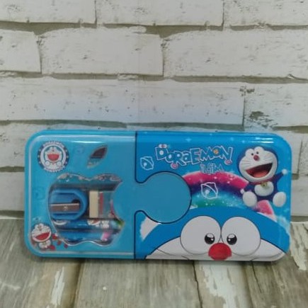 

tempat pensil + isi karakter / stationery set doremon cars