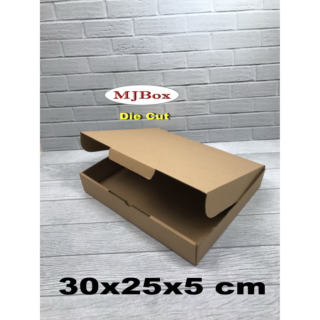 

kardus 30x25x5 cm........Die Cut
