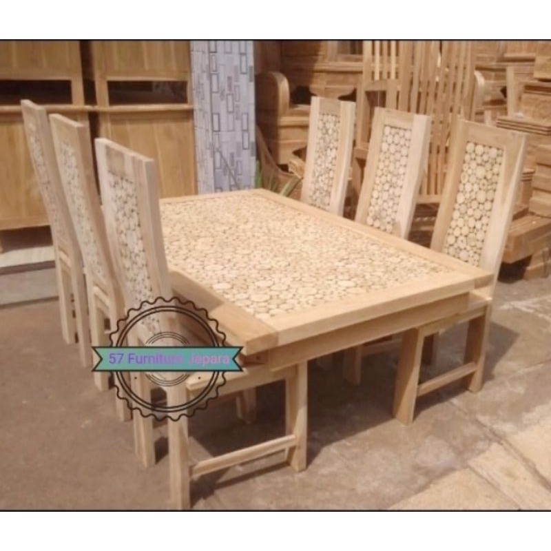 Satu Set Meja Makan Minimalis Meja Panjang 6 Kursi Kayu Jati Motif Koin - Mentahan