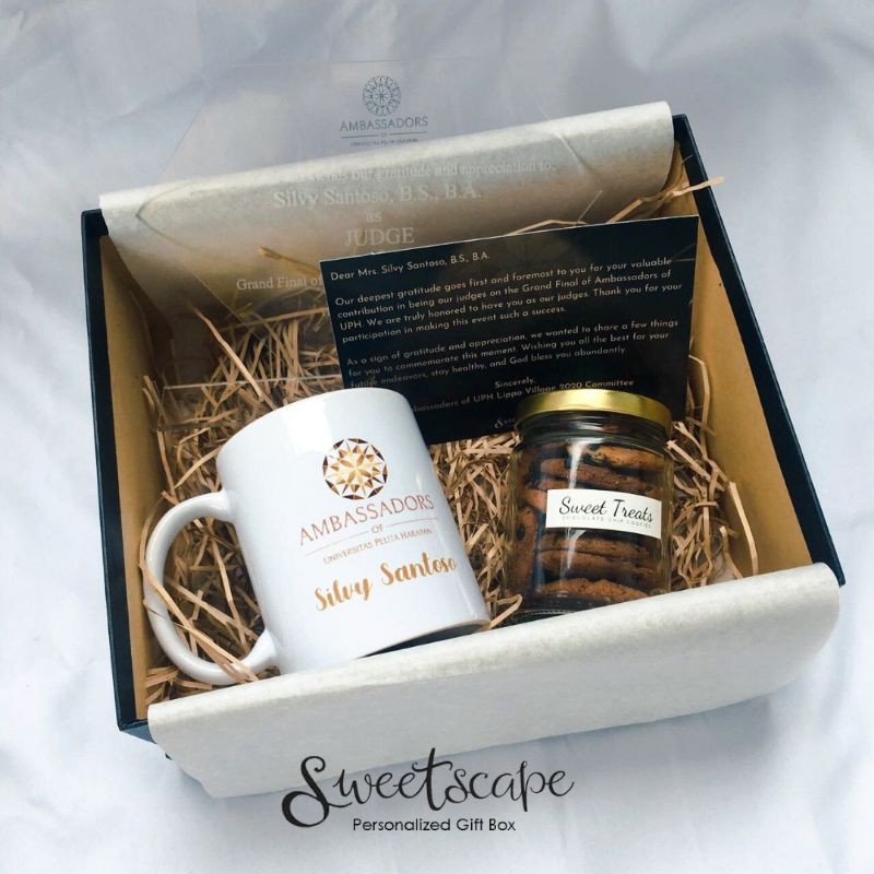

Package 37- Paket Hampers 37- Hadiah Appreciation and Thank You Hampers