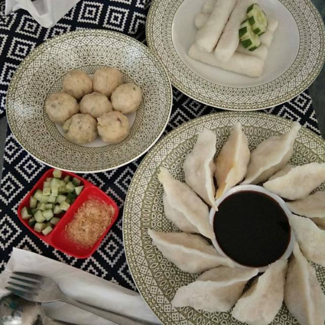 

Pempek ikan tenggiri paket mix 2A