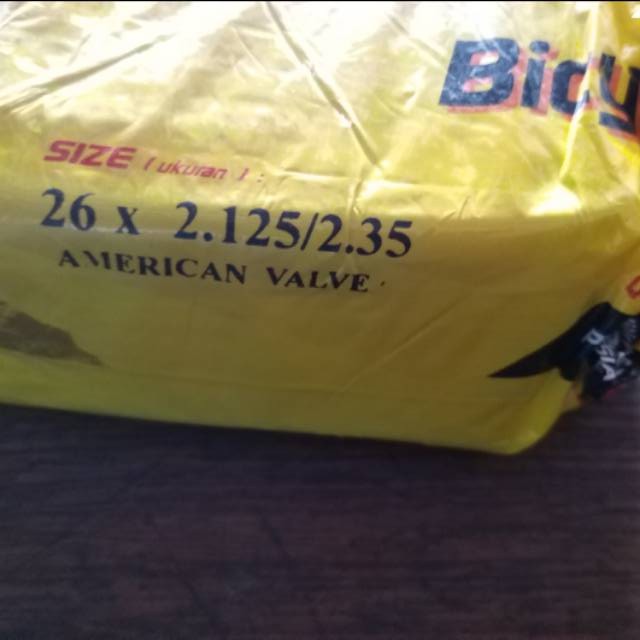 Ban dalam sepeda ukuran  26 x 2.125
