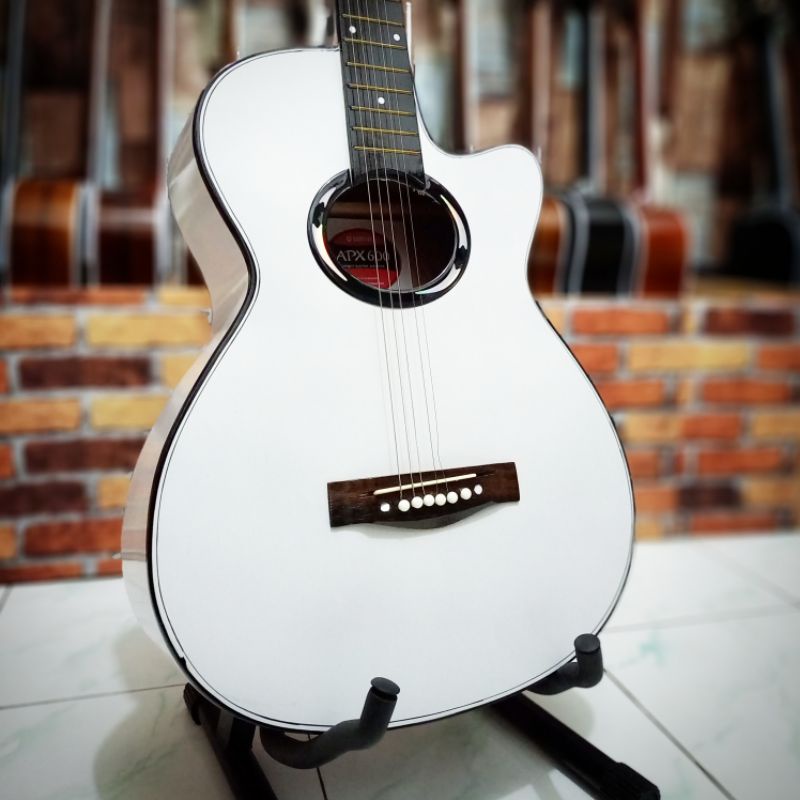 Gitar Akustik Yamaha Apx500ii Tanam Besi (Fullset)