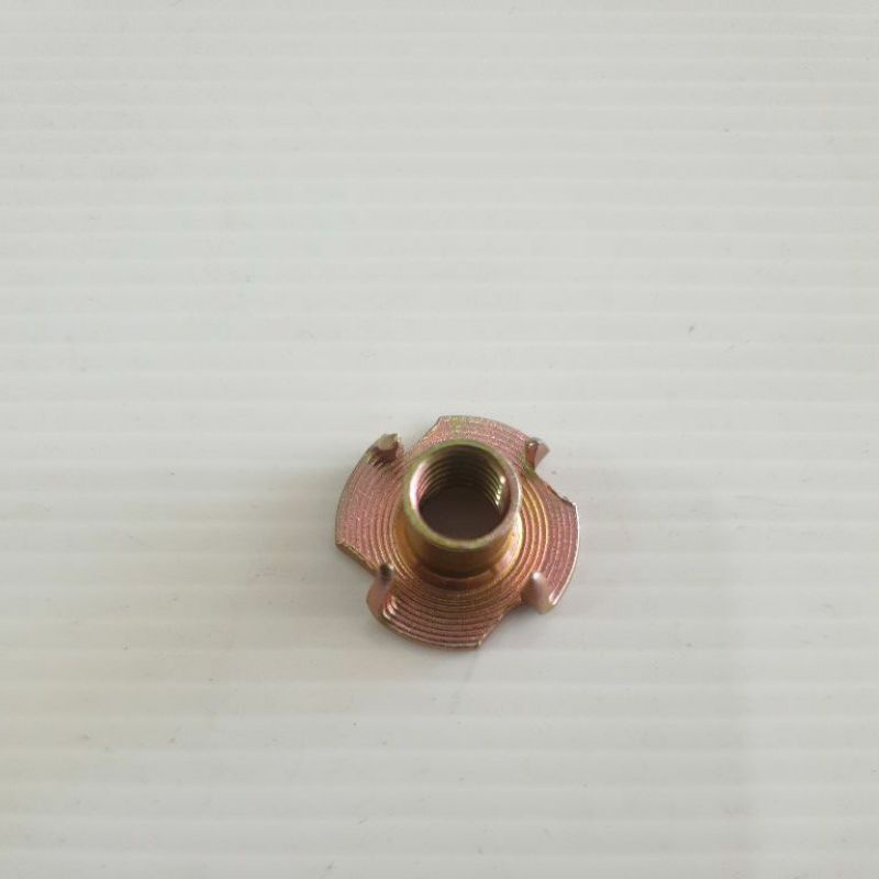 MUR CAKAR M8 MUR TANAM