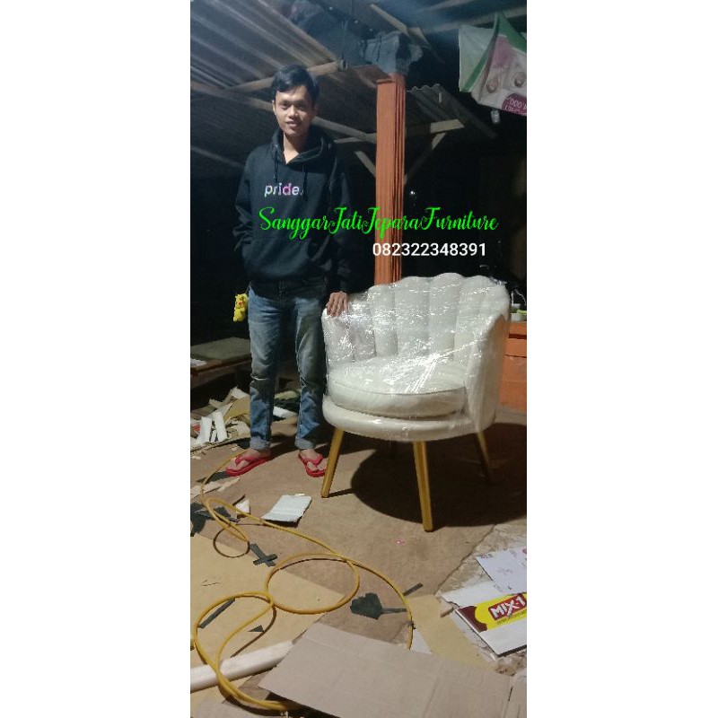 sofa singgel kerang/sofa merak meibel jepara